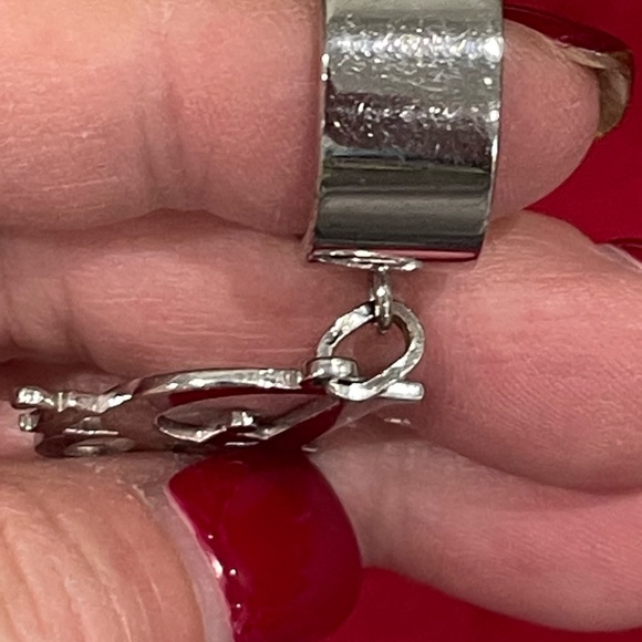 🆕 Dior Palladium Plated Logo Ring. Size 7 - Picture 7 of 10